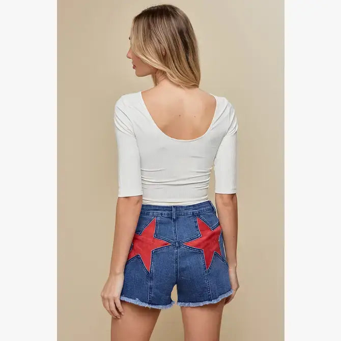 SIP6229C DENIM RED BACK SUEDE STAR DETAIL DENIM SHORTS