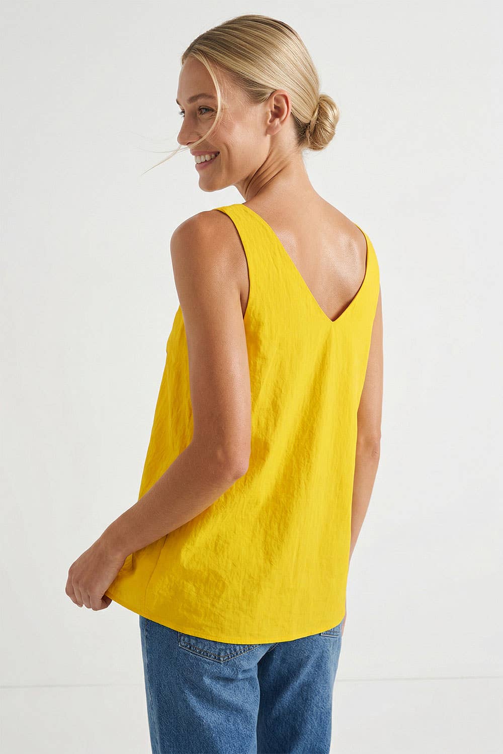 3d Twisted Flower Tank Top