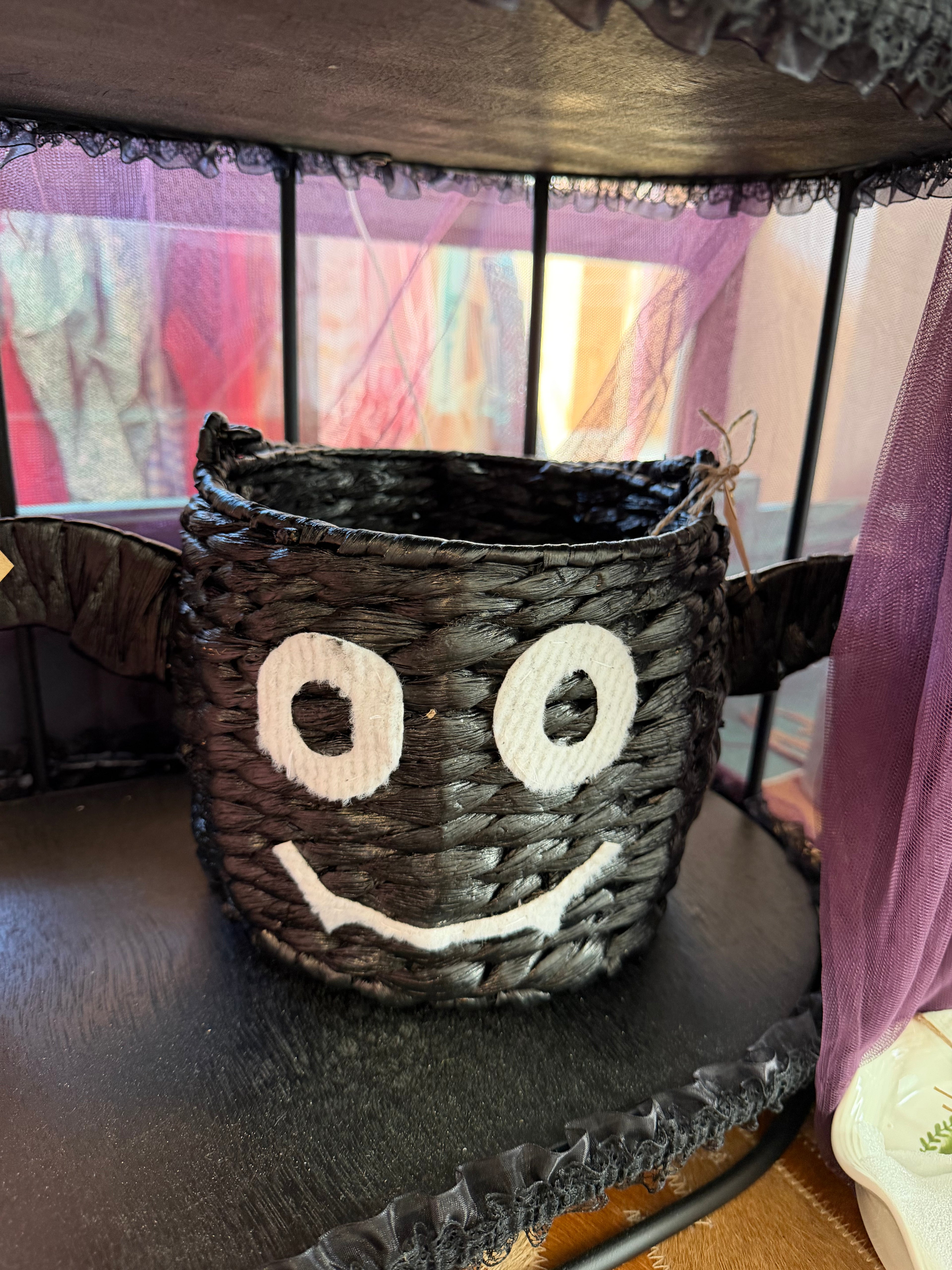 Smiley Face Halloween bat Basket
