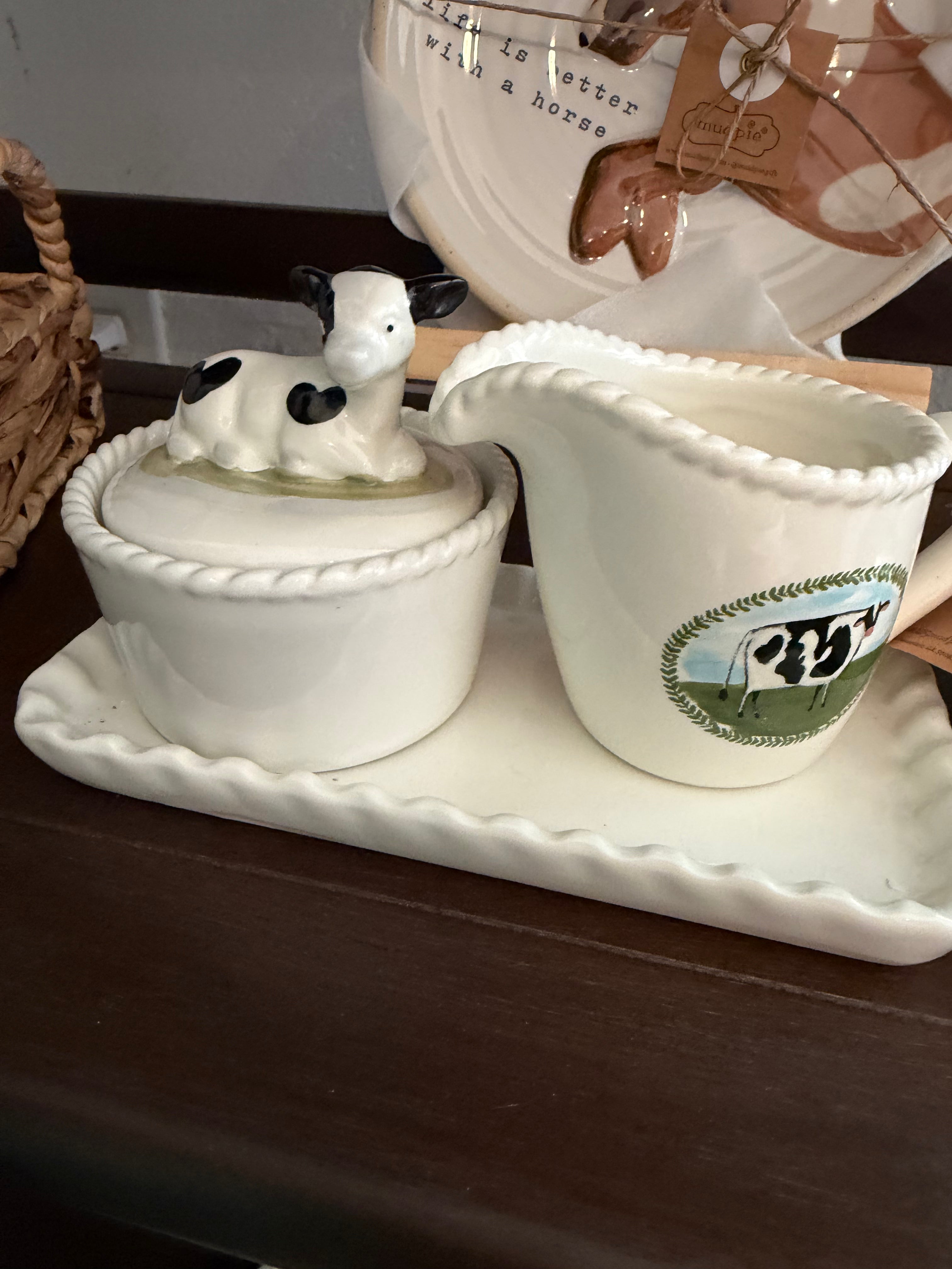 Farmhouse Cow Cream & Sugar Set