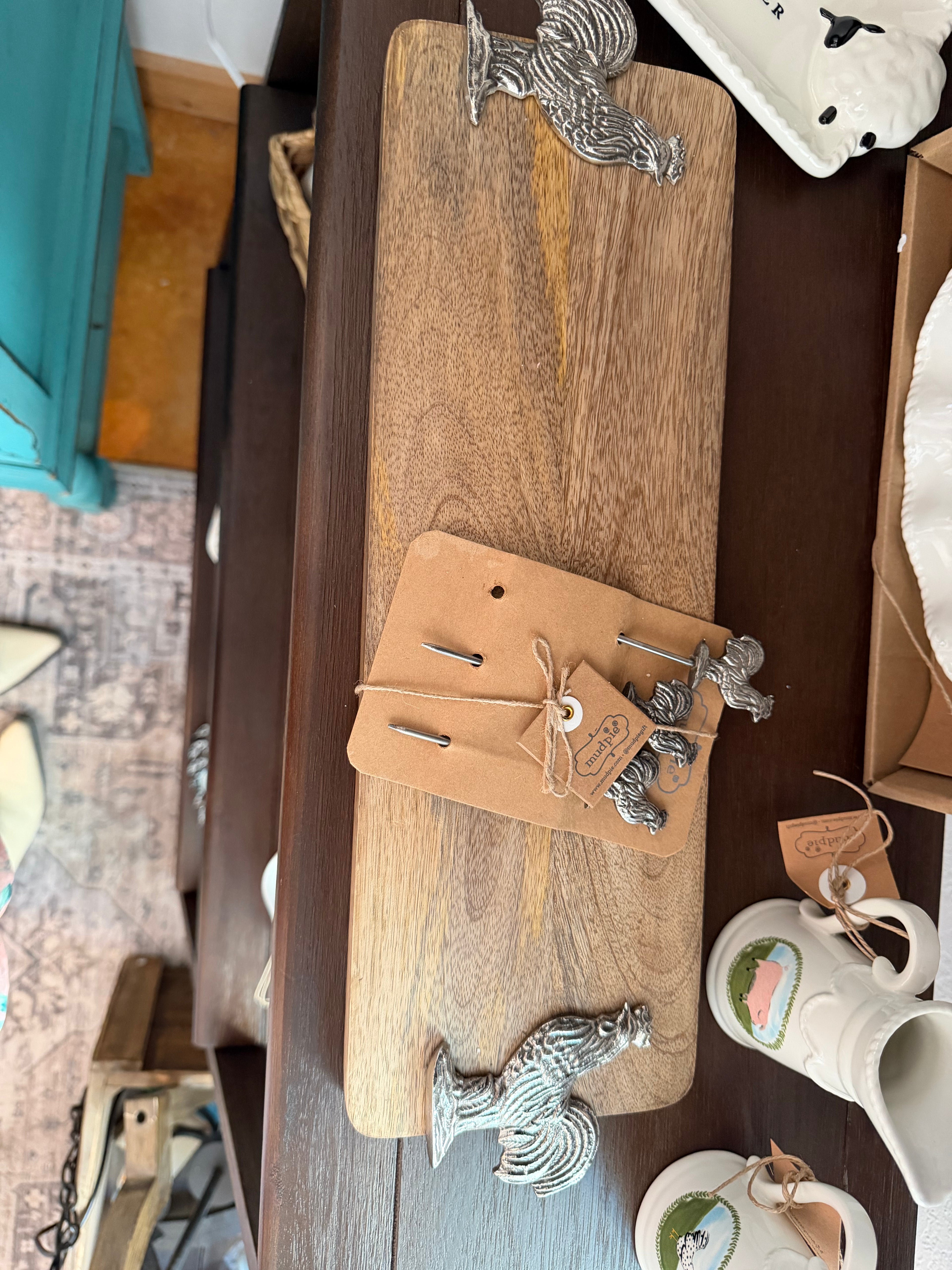 Farmhouse Rooster Charcuterie Board & Cheese Knife Set