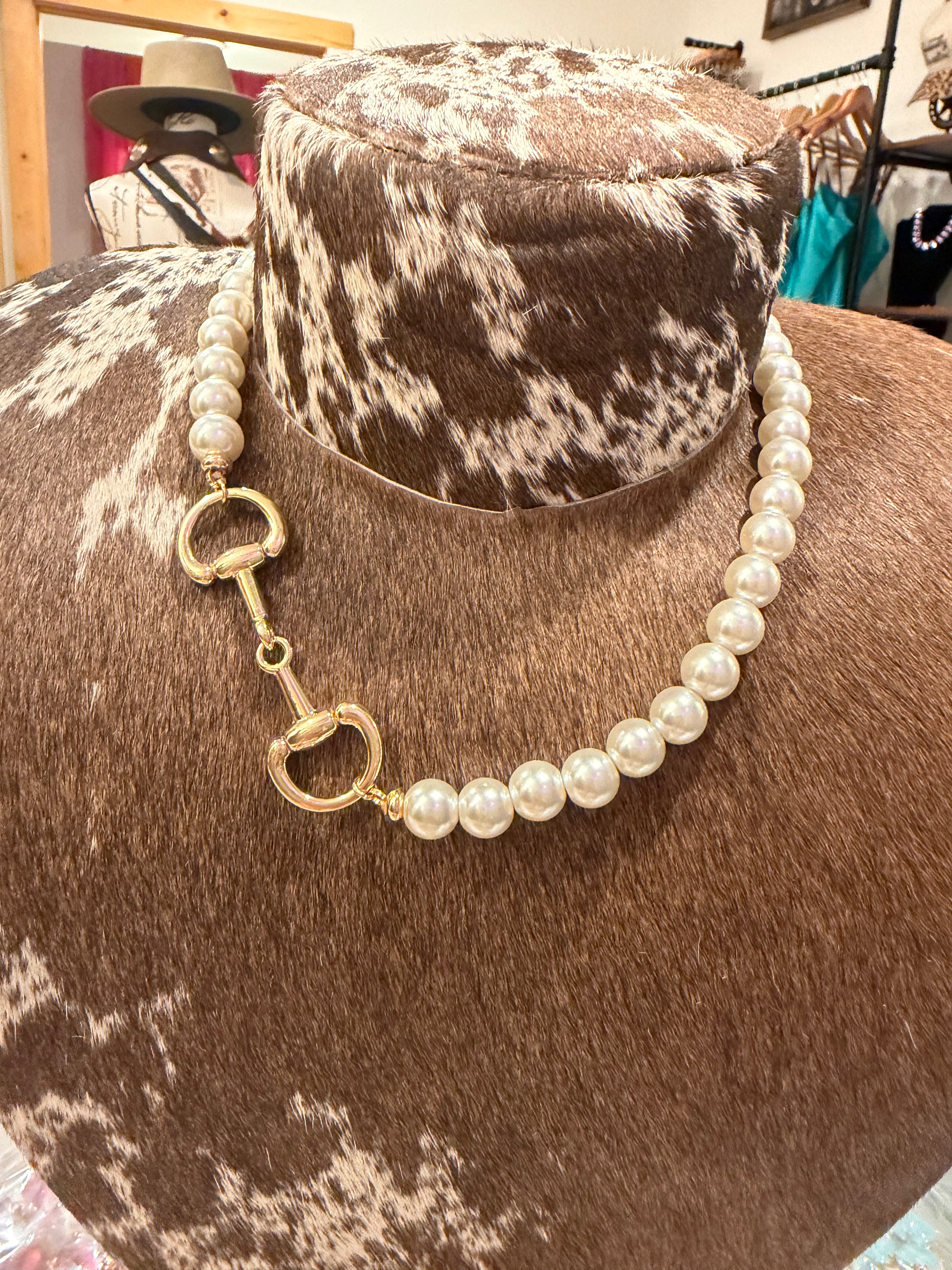 Equestrian Pearl Link Necklace