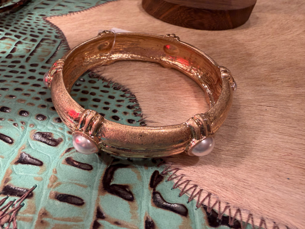 The Pearl Prairie Cuff