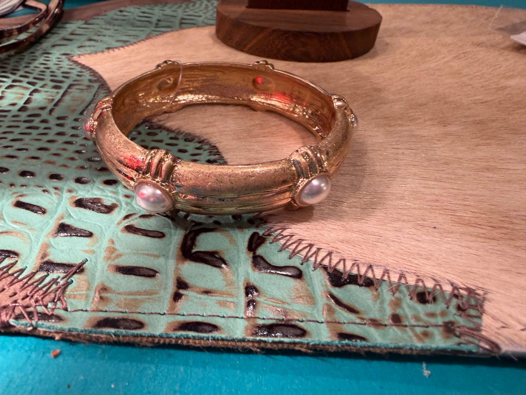 The Pearl Prairie Cuff