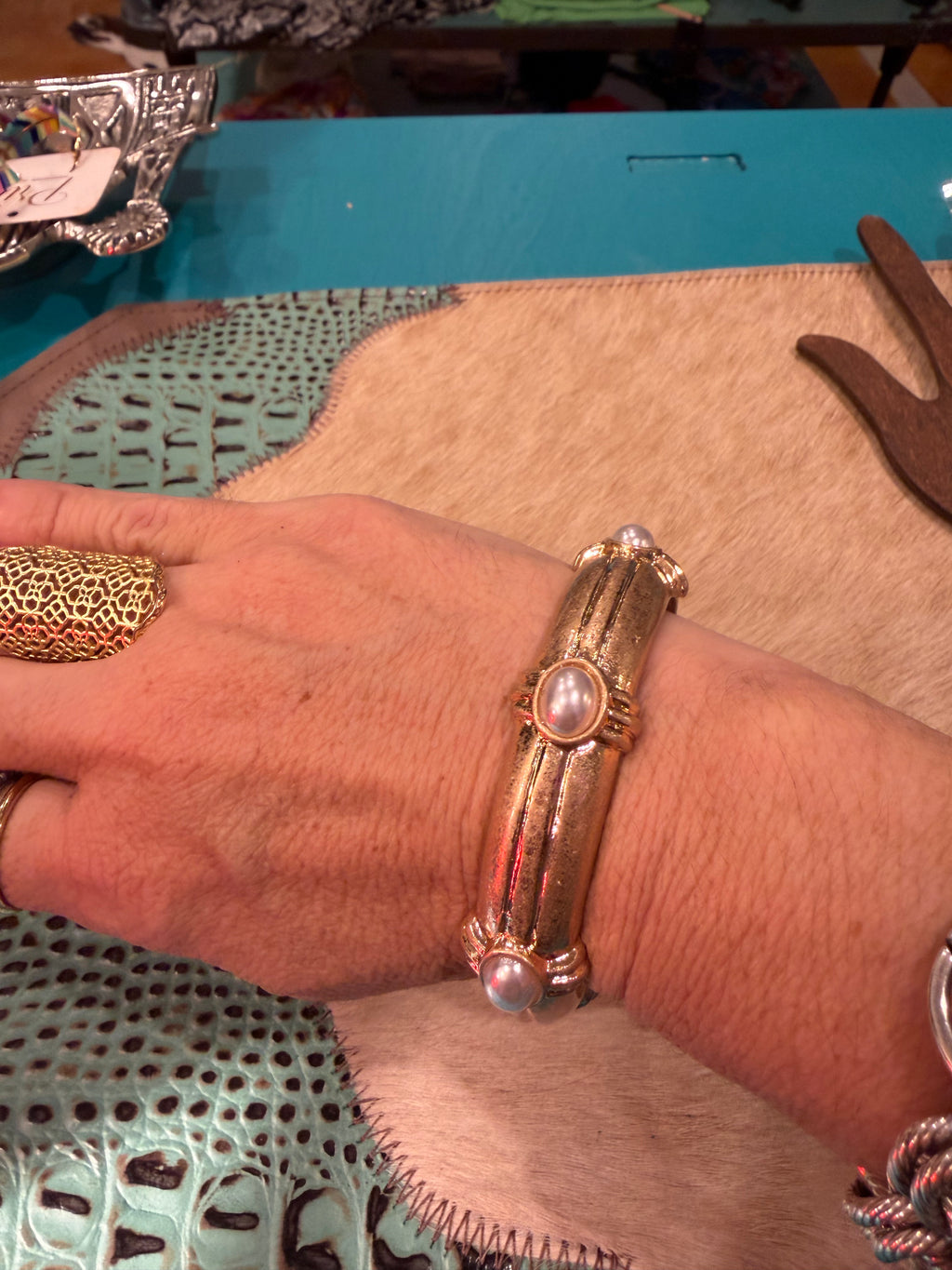 The Pearl Prairie Cuff