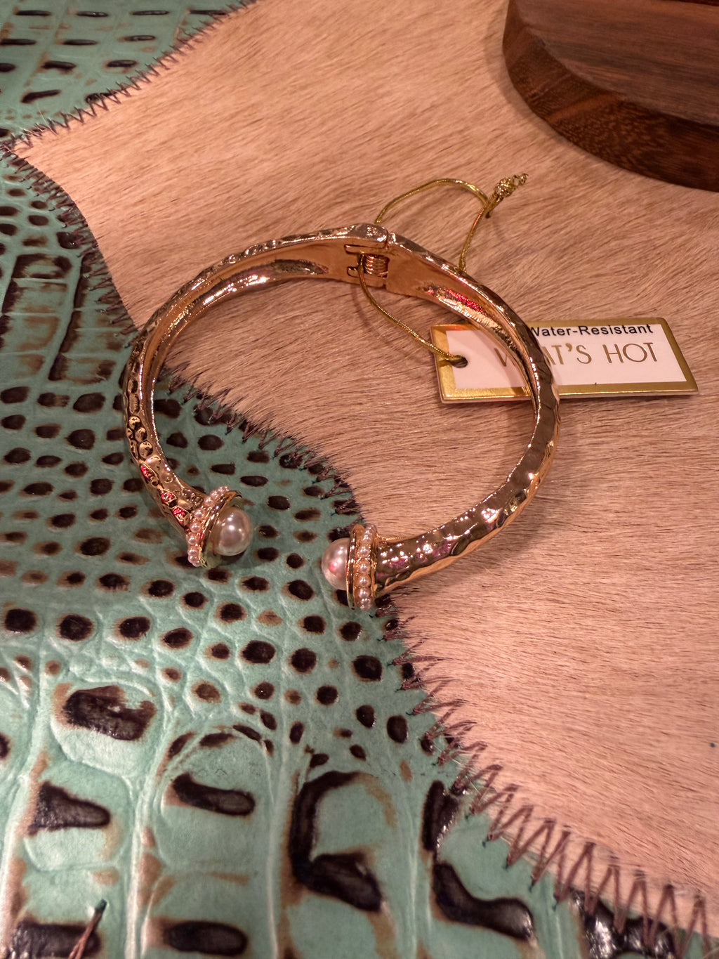 The Pearl Dust Cuff