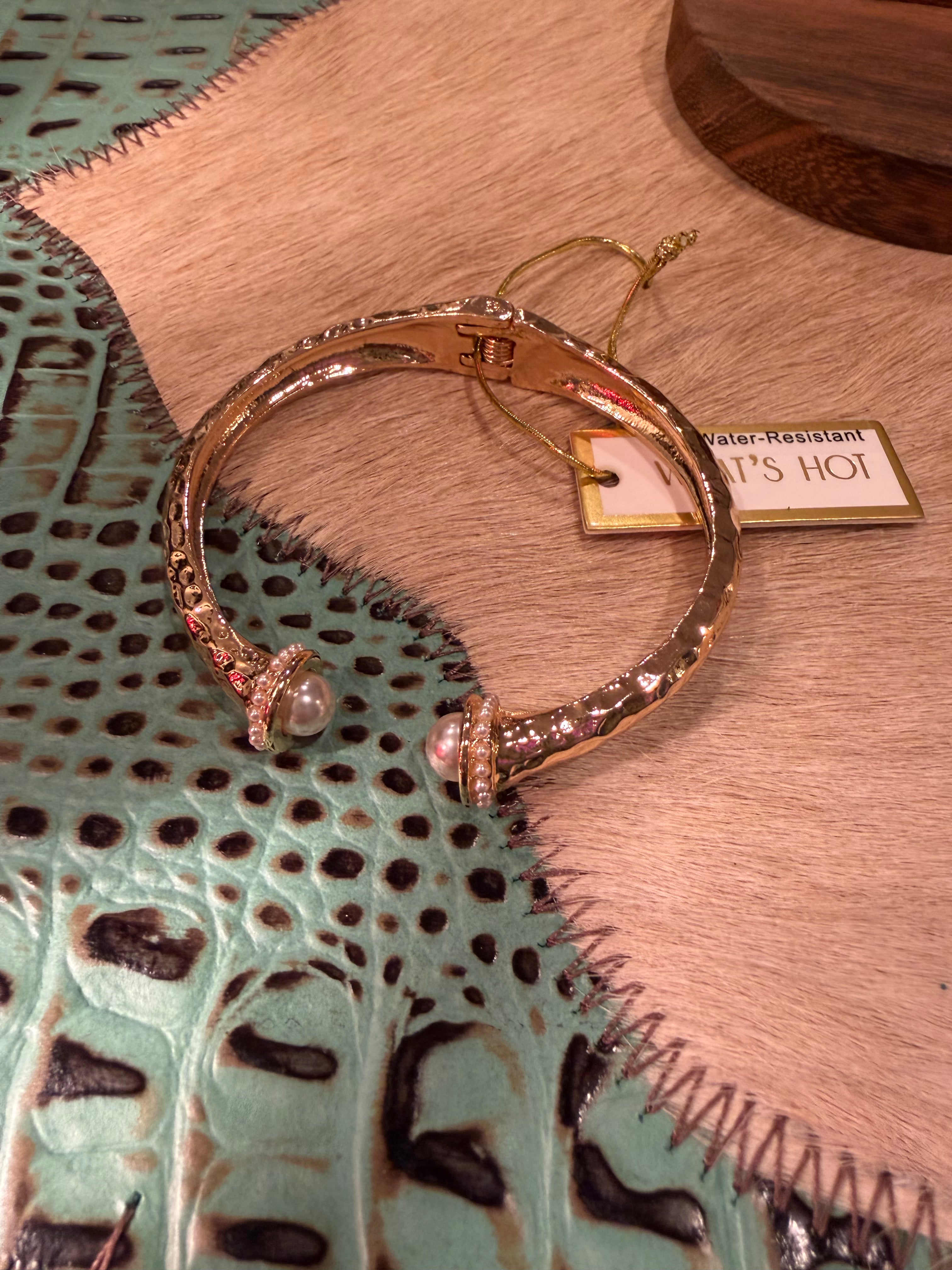 The Pearl Dust Cuff