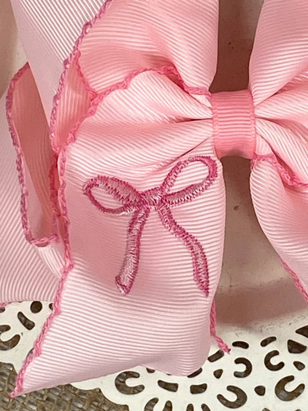 Bow bow